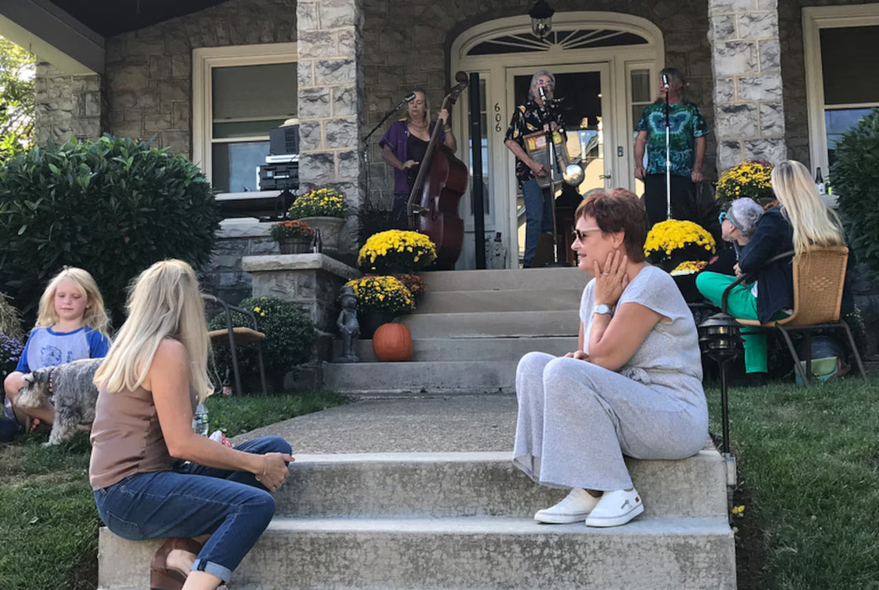 5 Ways to Create Community from Your Front Porch 🏡